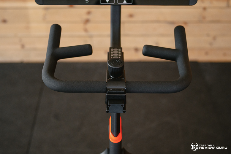 Aviron Fit Bike - handles