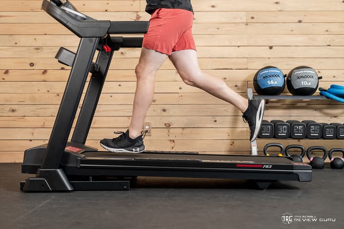 Is It Safe To Run On A Treadmill Barefoot