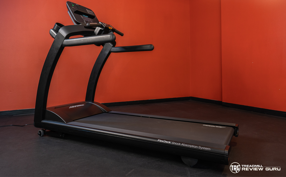 Life Fitness Run CX Treadmill