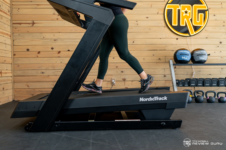 NordicTrack X24 Decline Running