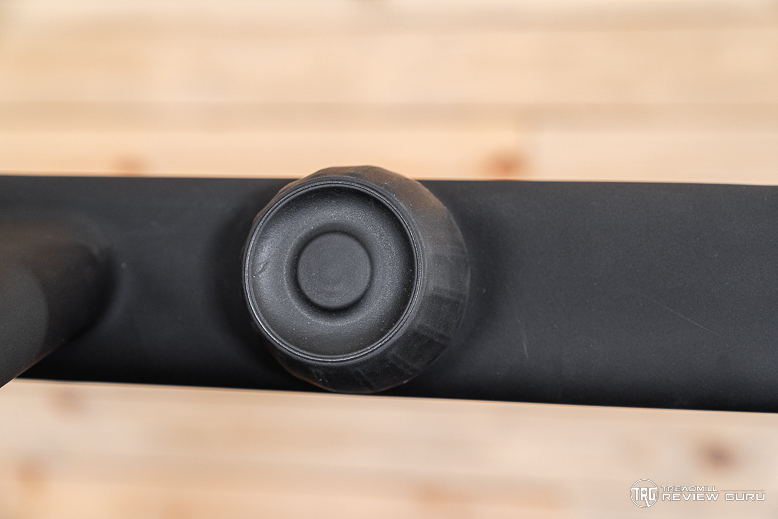 Peloton Tread - knobs