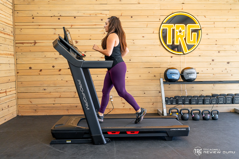 ProForm Carbon Pro 2000 - action running