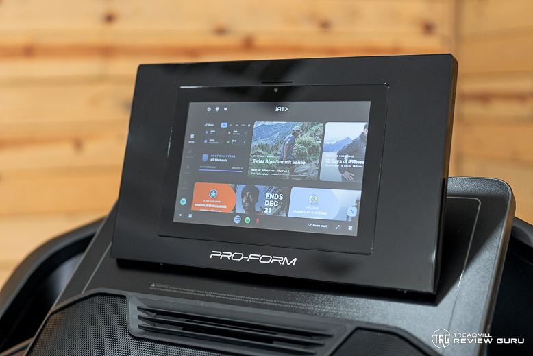 ProForm Carbon Pro 2000 - display