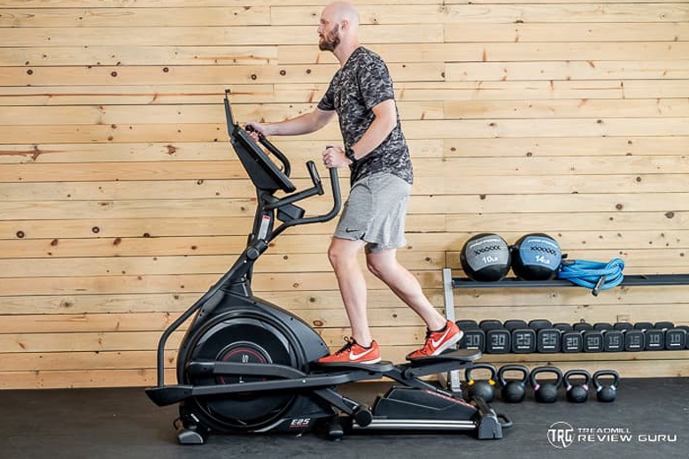 Sole E25 Elliptical Man Pedaling