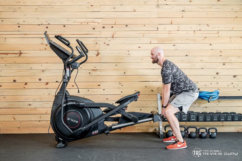 Sole E35 lifting and moving