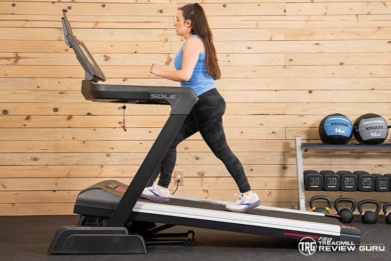 Sole F80 Woman Incline Walking