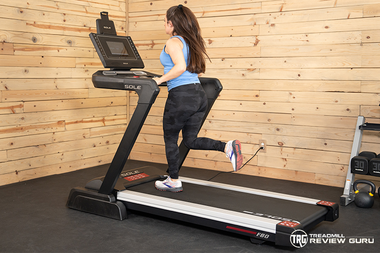 Sole F80 Woman Running