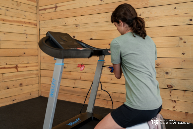 Wellfit TM007 - height adjustment treadmill