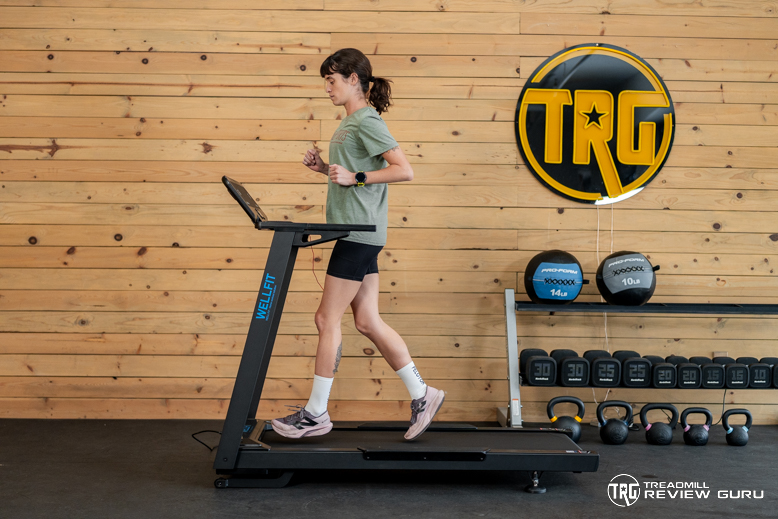 Wellfit TM029 - action running